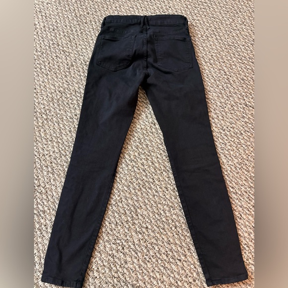 Good American Black High-Rise Skinny Jeans - Picture 7 of 10